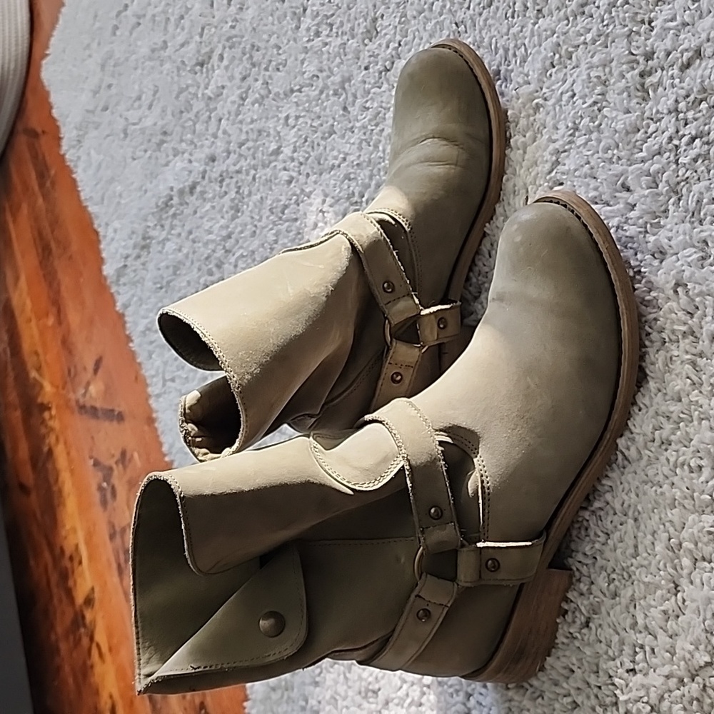 Sundance leather boots, sz 40